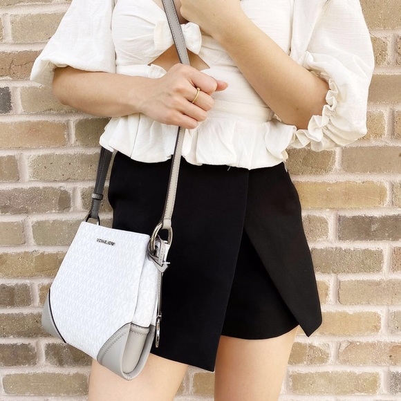 BUNDLE💕Michael Kors Crossbody & Wallet SET - Picture 3 of 7